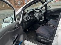 Gebraucht Opel Corsa drive 75 PS (55 kW) 2016 Weiß Kleinwagen