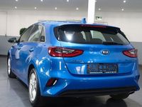 Gebraucht Kia Ceed Vision 99 PS (72 kW) 2019 Blau Kleinwagen