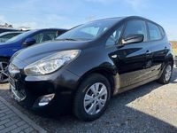 Gebraucht Hyundai ix20 Comfort 90 PS (66 kW) 2012 Schwarz Kleinwagen