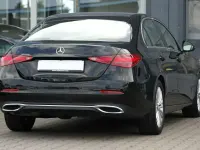 Gebraucht Mercedes C200 Avantgarde 163 PS (119 kW) 2023 Schwarz Limousine