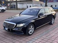 Gebraucht Mercedes E220 Luxury 194 PS (142 kW) 2017 Schwarz Limousine