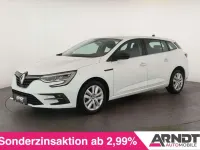 Gebraucht Renault Mégane GrandTour Equilibre 140 PS (102 kW) 2024 Gletscherweiß Kombi