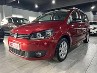Gebraucht VW Touran Style 105 PS (77 kW) 2012 Rot Van / Kleinbus