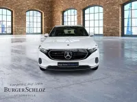 Gebraucht Mercedes EQA250 Progressive 139 kW (190 PS) 2022 Unilack polarweiß SUV