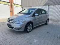 Gebraucht Mercedes B200 136 PS (100 kW) 2009 Silber Van / Kleinbus