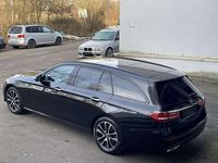 Gebraucht Mercedes E220 Avantgarde 200 PS (147 kW) 2022 Obsidianschwarz Kombi