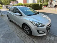 Gebraucht Hyundai i30 101 PS (74 kW) 2015 Silber Limousine