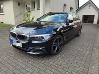 Gebraucht BMW 520 184 PS (135 kW) 2018 Schwarz Kombi
