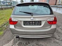 Gebraucht BMW 318 143 PS (105 kW) 2007 Gold Kombi