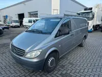 Gebraucht Mercedes Vito 135 PS (99 kW) 2009 Cubanitsilber (metallic) Van