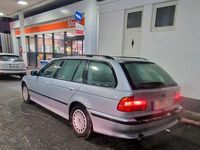 Gebraucht BMW 520 150 PS (110 kW) 1998 Silber Kombi