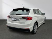 Gebraucht Skoda Fabia Active 65 PS (47 kW) 2023 Weiß Limousine