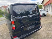 Neu Ford Tourneo Titanium 150 PS (110 kW) 2025 Agateschwarz Van / Kleinbus