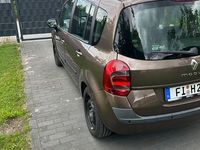 Gebraucht Renault Modus Night&Day 103 PS (75 kW) 2012 Braun Van / Kleinbus