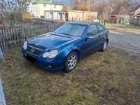 Gebraucht Mercedes C220 140 PS (102 kW) 2001 Blau Coupé