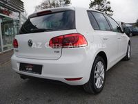 Gebraucht VW Golf VII Highline 122 PS (89 kW) 2012 Weiß Limousine