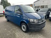 Gebraucht VW T6 150 PS (110 kW) 2018 Deep ocean blue Van