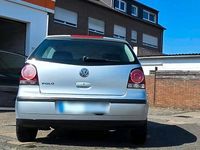 Gebraucht VW Polo 54 PS (39 kW) 2005 Silber Kleinwagen