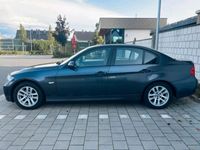 gebraucht BMW 318 i Benzin Limousinen Schiebedach AHK