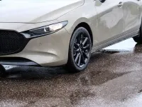 Neu Mazda 3 Homura-Line 140 PS (102 kW) 2026 Beige Kleinwagen