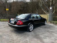 Gebraucht Mercedes E240 Avantgarde 177 PS (130 kW) 2002 Schwarz Limousine