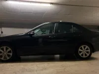 Usata Mercedes C180 140 CV (102 kW) 2006 Nero Berlina