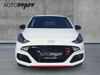 Neu Hyundai i10 N Line 90 PS (66 kW) 2025 Atlas white Kleinwagen