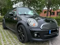 Gebraucht Mini Cooper D 111 PS (81 kW) 2011 Schwarz Kleinwagen