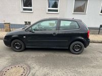 Gebraucht VW Polo 60 PS (44 kW) 2004 Schwarz Kleinwagen
