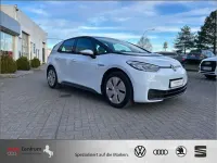 Używany VW ID.3 Pure 110 kW (150 KM) 2021 Biały Hatchback