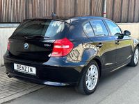 Gebraucht BMW 116 122 PS (89 kW) 2009 Schwarz Kleinwagen