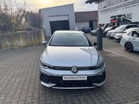 Gebraucht VW Golf VIII R-line 150 PS (110 kW) 2025 Oyster silver metallic Limousine