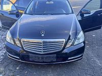 Gebraucht Mercedes E250 204 PS (150 kW) 2011 Limousine
