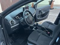 Gebraucht Renault Clio III Dynamique 101 PS (74 kW) 2009 Schwarz Limousine