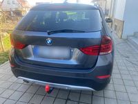 Gebraucht BMW X1 146 PS (107 kW) 2015 Grau SUV