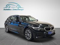 gebraucht BMW 330e Touring Advantage AHK Laser SHZ NP 64.000€