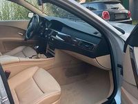 Usata BMW 520 170 CV (125 kW) 2004 Argento Berlina