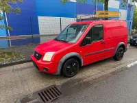Gebraucht Ford Transit Connect 89 PS (65 kW) 2010 Rot Van / Kleinbus