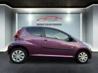 Gebraucht Peugeot 107 68 PS (50 kW) 2013 Violet Kleinwagen