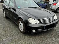 Gebraucht Mercedes C200 122 PS (89 kW) 2005 Schwarz Kombi
