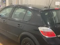 Używany Opel Astra 90 KM (66 kW) 2005 Czarny Hatchback