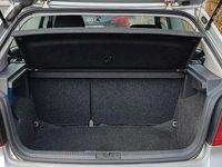 Gebraucht VW Polo Basis 75 PS (55 kW) 2003 Grau Limousine