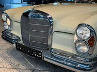 Gebraucht Mercedes 220 120 PS (88 kW) 1963 Beige Coupé