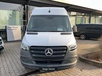 Neu Mercedes E-Sprinter 100 kW (136 PS) 2025 Arktikweiß Van