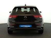 Gebraucht VW Golf Life 116 PS (85 kW) 2023 Deep black perleffekt SUV