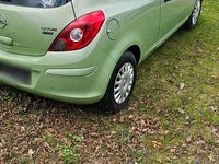 Second-hand Opel Corsa 60 CP (44 kW) 2009 Verde Hatchback