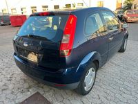 Gebraucht Ford Fiesta 60 PS (44 kW) 2004 Blau Kleinwagen