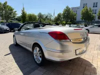 Gebraucht Opel Astra Cosmo 140 PS (102 kW) 2007 Starsilber iii m2 Limousine