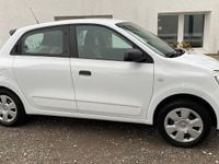 Gebraucht Renault Twingo Life 69 PS (50 kW) 2018 Weiß Kleinwagen