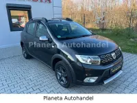 Gebraucht Dacia Sandero Celebration 90 PS (66 kW) 2018 Schwarz SUV